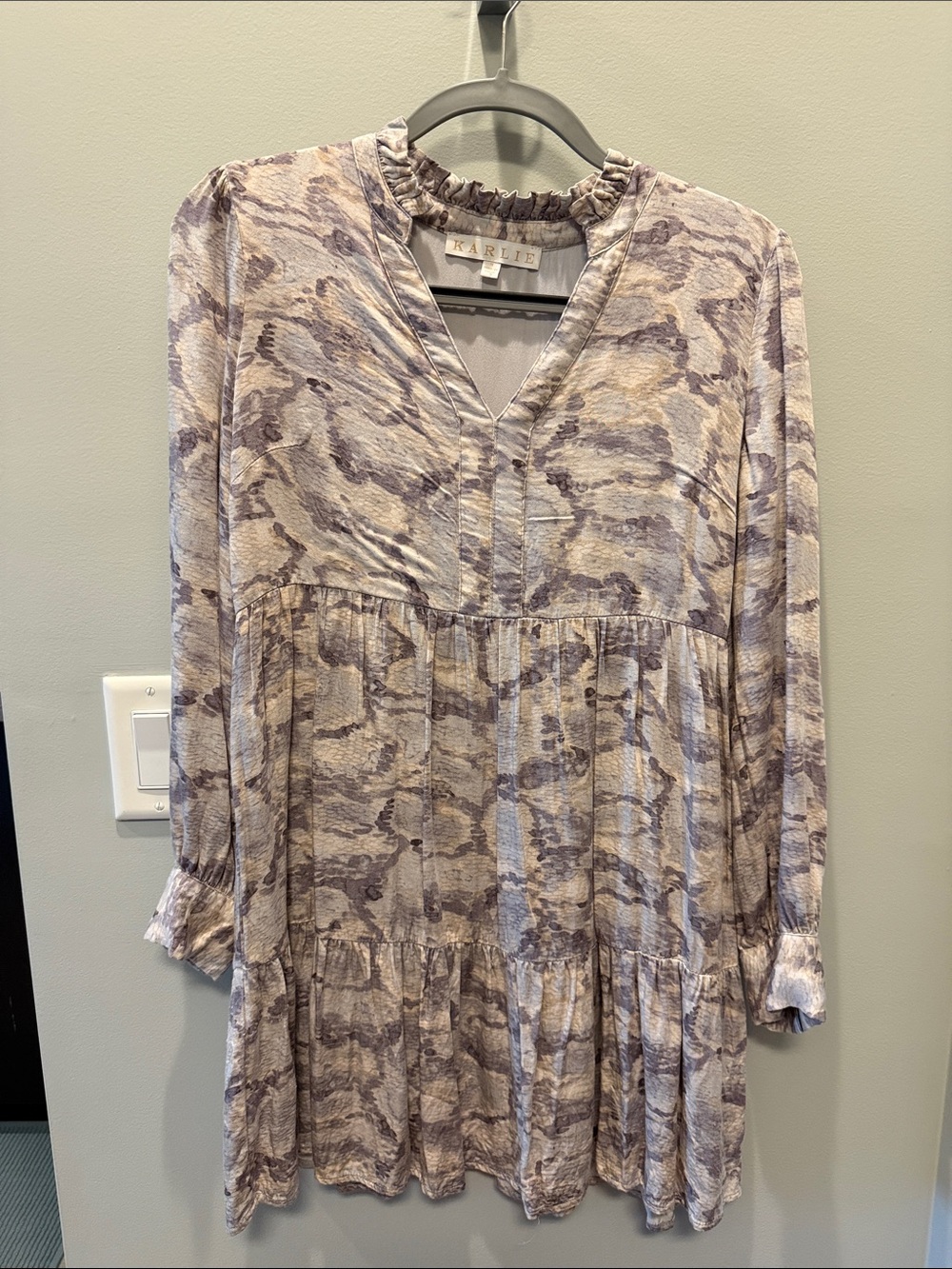 Karlie Gray/Taupe Print Long Sleeve Tiered Dress